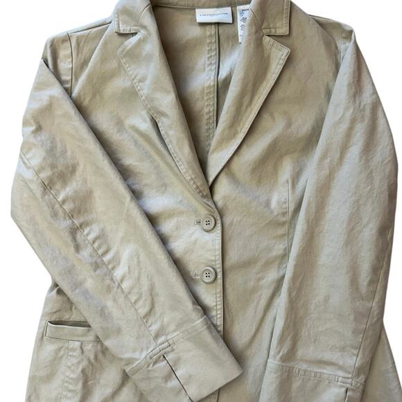 Liz Claiborne Petite Sm Career Casual Blazer Womens Khaki Button Detail on Back - Picture 4 of 9